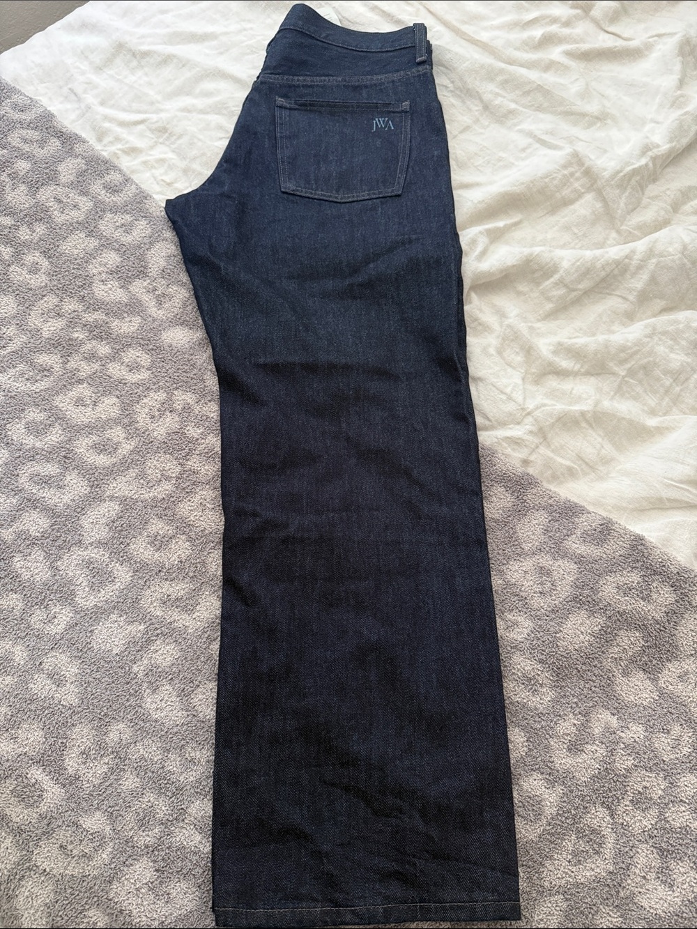 J.W. Anderson/Uniqlo collab women’s Dark Blue Straight-Leg Jeans 32x31